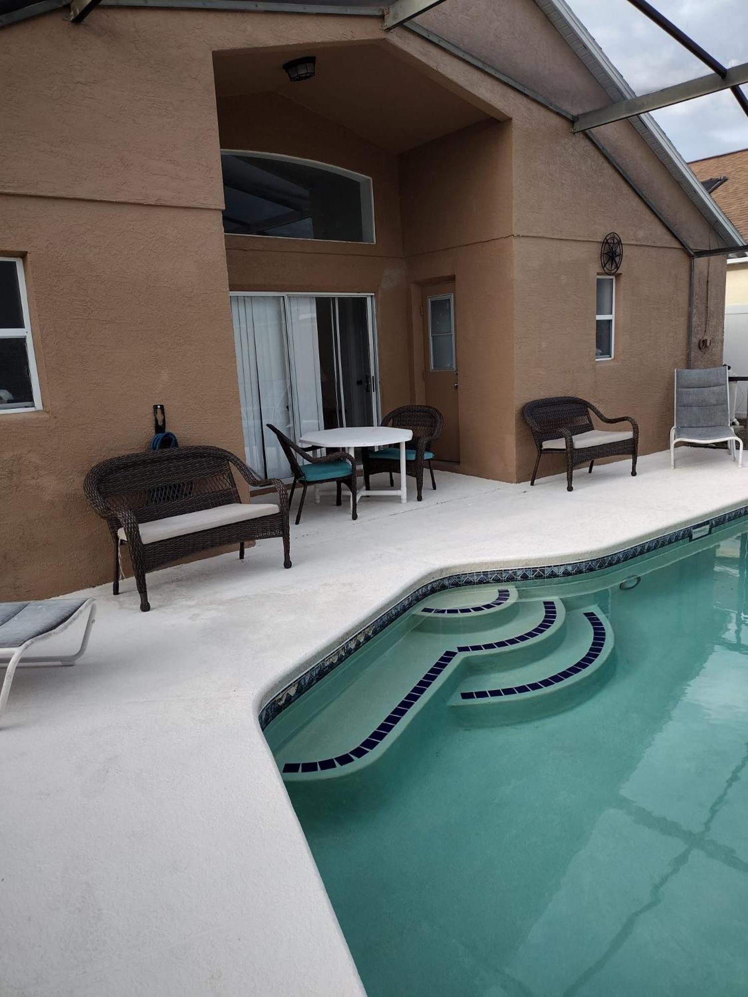 From 5 Bedroom * Davenport